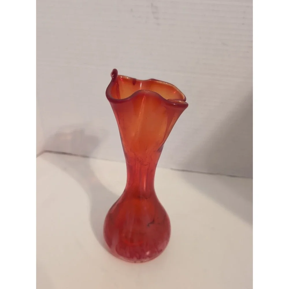 Vintage Hand Blown Art Glass Vace Orange Red‎ Ruffled Top Mid-Cenrury Modern